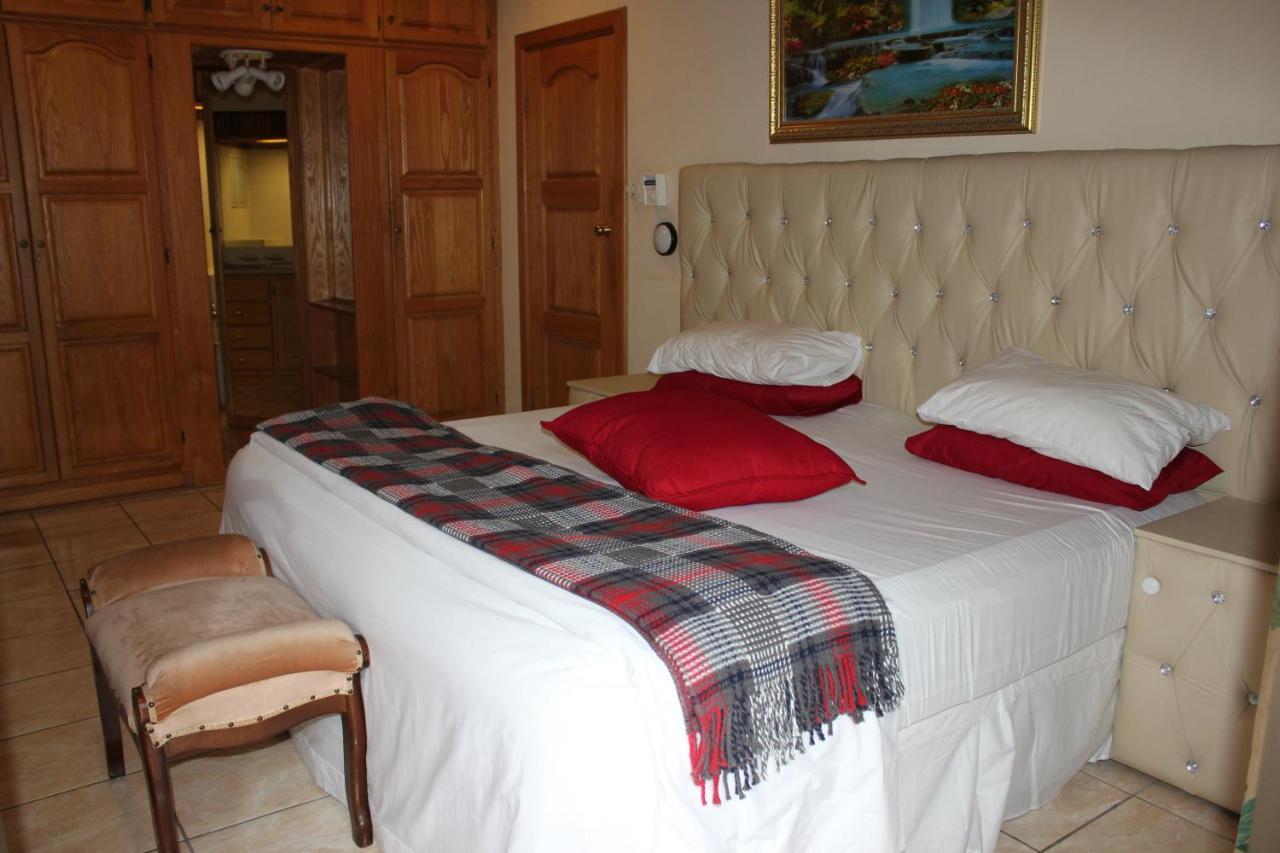 Tzaneen Guest House Экстерьер фото