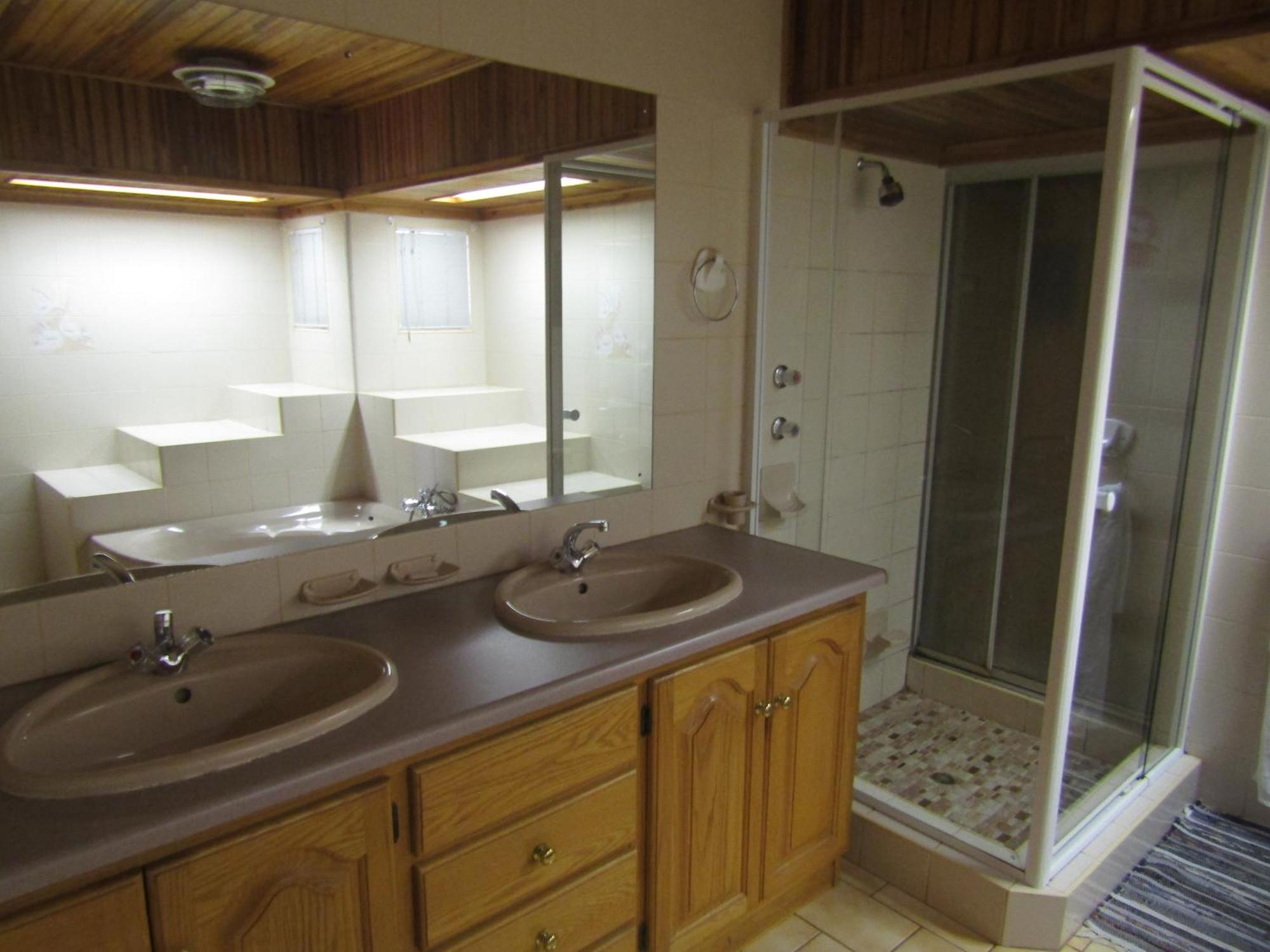 Tzaneen Guest House Экстерьер фото