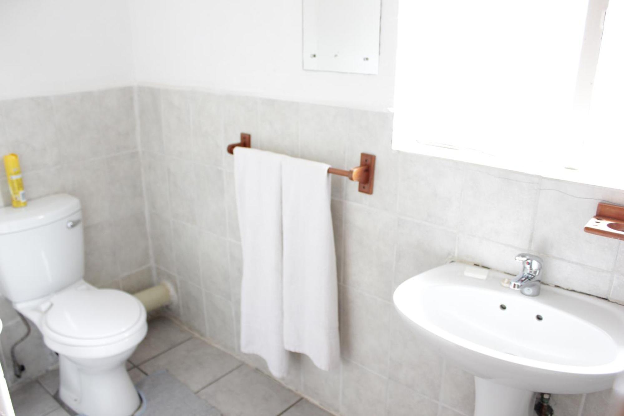 Tzaneen Guest House Экстерьер фото