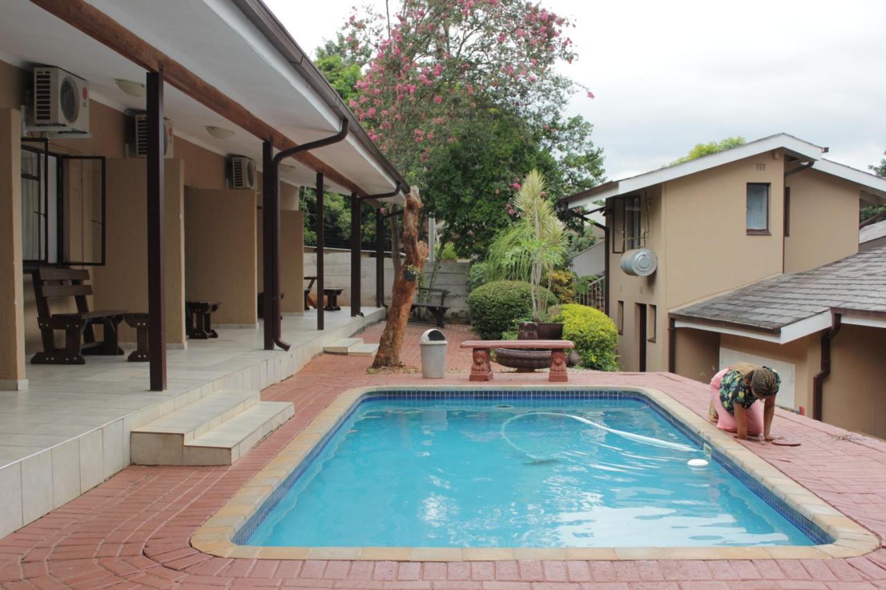Tzaneen Guest House Экстерьер фото